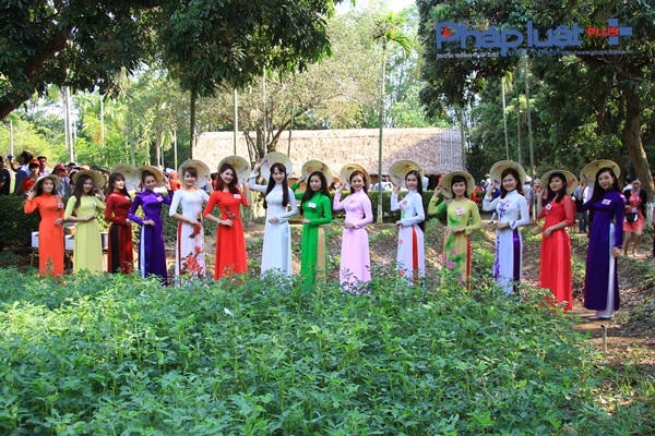 Th&iacute; sinh Nguyễn Thị Mai Phương gi&agrave;nh giải Nhất cuộc thi Người đẹp Ảnh Việt Nam