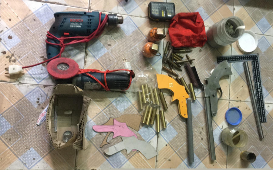 Tang vật thu giữ tại phòng trọ của Nguyễn Khắc Mạnh
