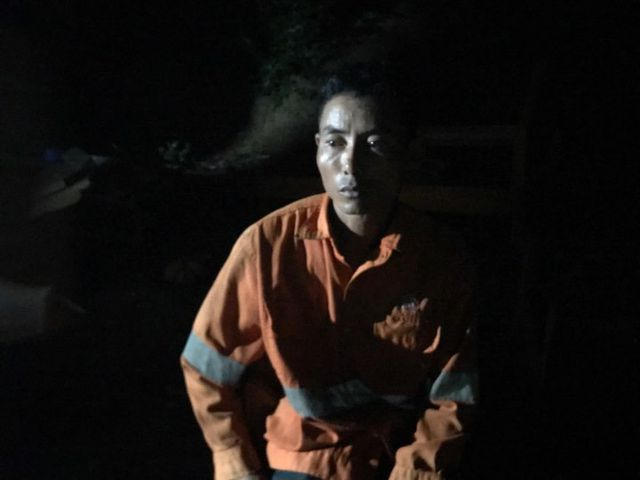 Nỗi đau chồng mất vợ, các con mất mẹ đến quá bất ngờ đối với anh Giang, khiến anh suy xụp.