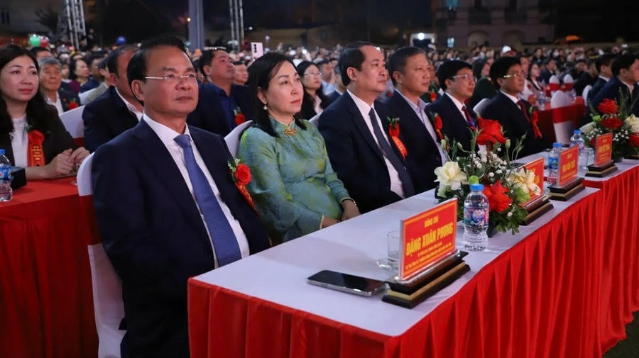 Lãnh đạo tỉnh Ninh Bình dự Lễ hội chợ Viềng Xuân - Phủ Dầy năm 2026.