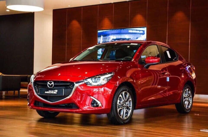 mazda-2-mau-do