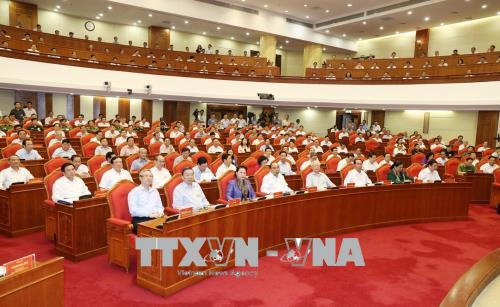 Các lãnh đạo Đảng, Nhà nước và các đại biểu dự khai mạc hội nghị