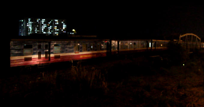 Vụ việc làm đoàn tàu SN2 phải dừng lại 20 phút.