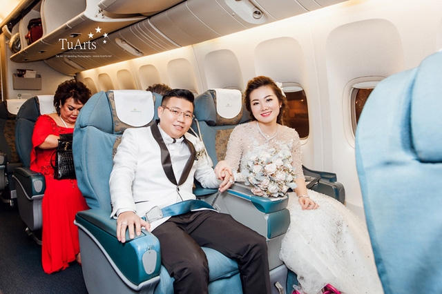 Đám cưới tiền tỷ rước dâu bằng máy bay của cô gái Nam Định