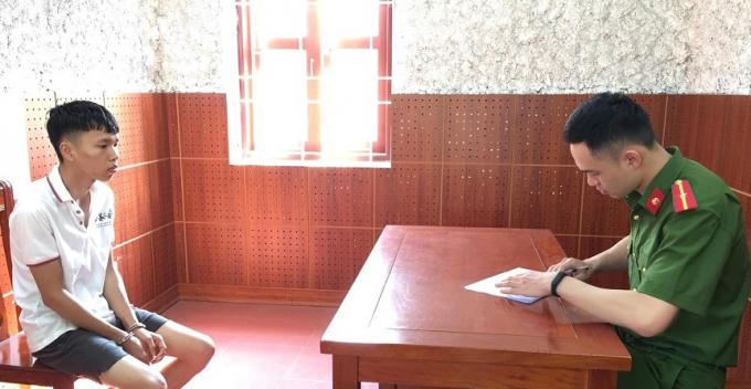 Đối tượng tại cơ quan công an