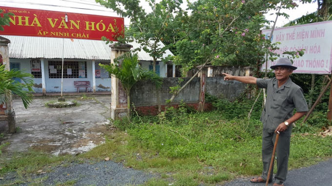 Ông Nguyễn Văn Đủ nguyên cán bộ ấp và nhân chứng vụ việc khẳng định, đất ông Ba cho mượn làm trường, sau đó là Nhà văn hóa ấp Ninh Chài hiện nay.