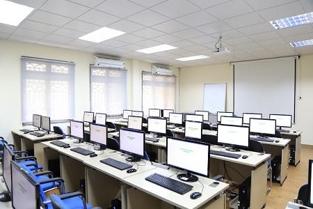 Phòng thi Đánh giá năng lực trước giờ bắt đầu thi.
