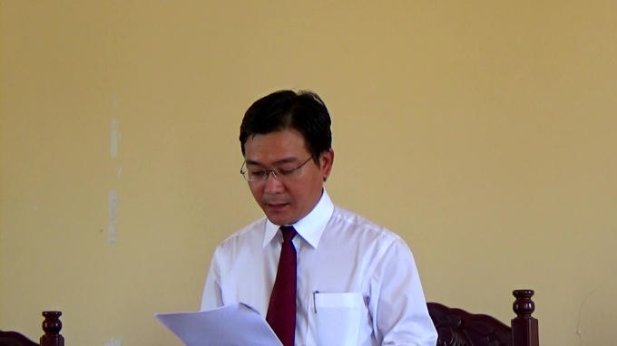 Chủ tọa đọc phần tuyên án bị cáo.