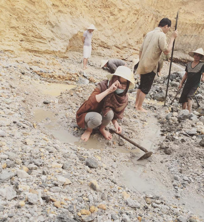 Mai Anh trong một lần đi đ&atilde;i đ&aacute;.