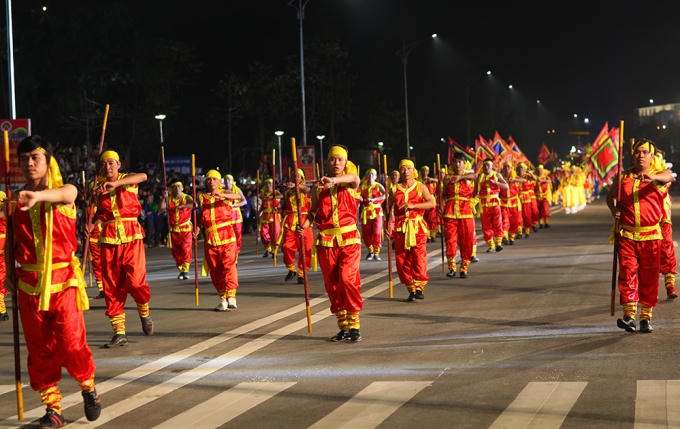 To&agrave;n cảnh Lễ hội d&acirc;n gian đường phố Việt Tr&igrave; năm 2016