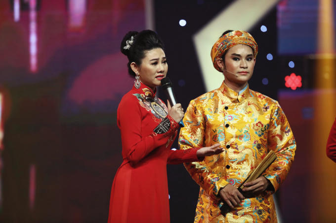 NSƯT Kim Tử Long nhói tim khi thấy cảnh nghèo của thí sinh Sao Nối Ngôi