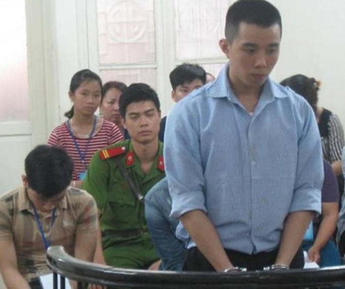 Bị cáoVõ Hoàng Long trước vành móng ngựa.