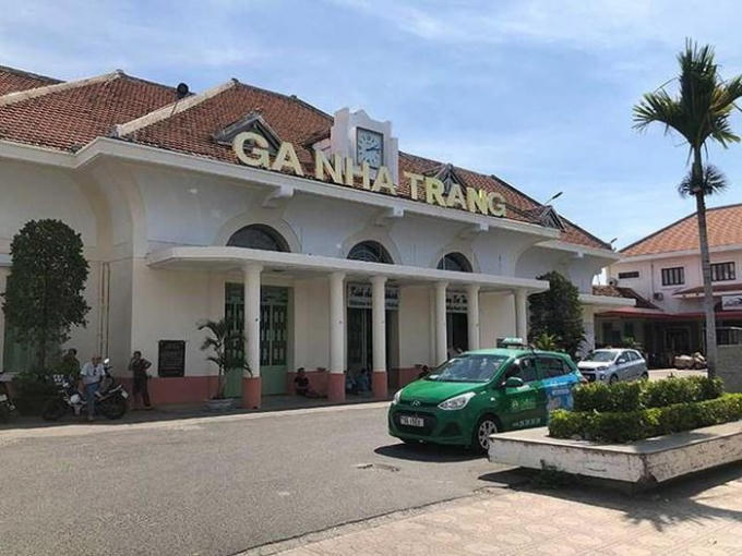 Theo đề xuất, ga Nha Trang hiện nay sẽ được dời ra khỏi nội thành. Ảnh: TẤN LỘC