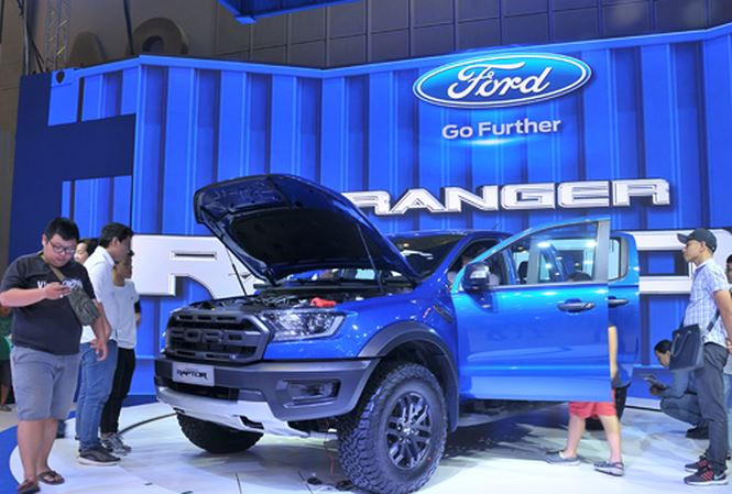 V&igrave; sao Bộ T&agrave;i ch&iacute;nh quyết thu ph&iacute; trước bạ xe b&aacute;n tải bằng 60%?