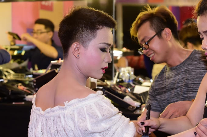 Tập 5 Gương mặt th&acirc;n quen: Đỗ Duy Nam lo lắng v&igrave; h&oacute;a th&acirc;n th&agrave;nh bạn g&aacute;i Trấn Th&agrave;nh