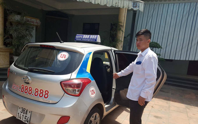 Tài xế Nguyễn Quốc Đạt với hành động cứu người rất đáng hoan nghênh. (Ảnh: A.T)