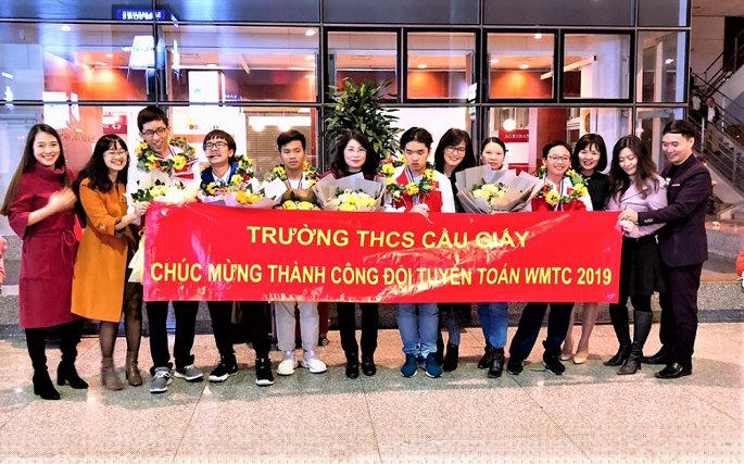 THCS Cau Giay ghi dau an dam net trong ky thi vo dich cac doi tuyen Toan the gioi hinh anh 5