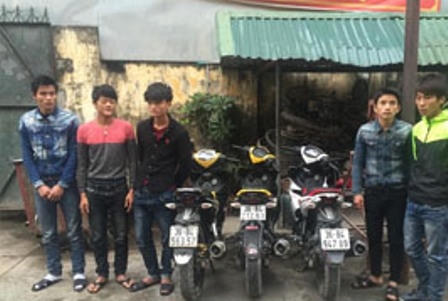 Nhóm cướp giật gồm 5 đối tượng đã bị bắt giữ. (Ảnh: Công an Thanh Hóa cung cấp)