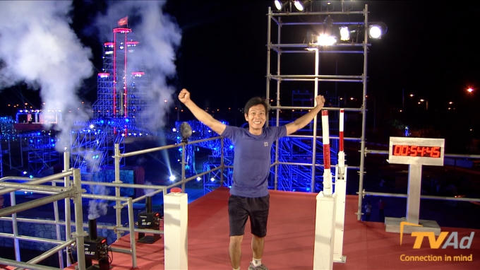 Thầy giáo Phan Thanh Chiến với thành tích 54:45.