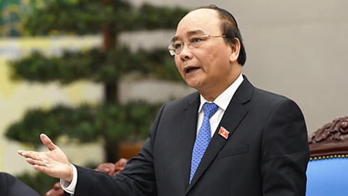 Thủ tướng Nguyễn Xuân Phúc yêu cầu các cấp, các ngành xây dựng kế hoạch, có giải pháp phù hợp, thực hiện tốt phong trào thi đua “Cả nước chung tay vì người nghèo - Không để ai bị bỏ lại phía sau”.