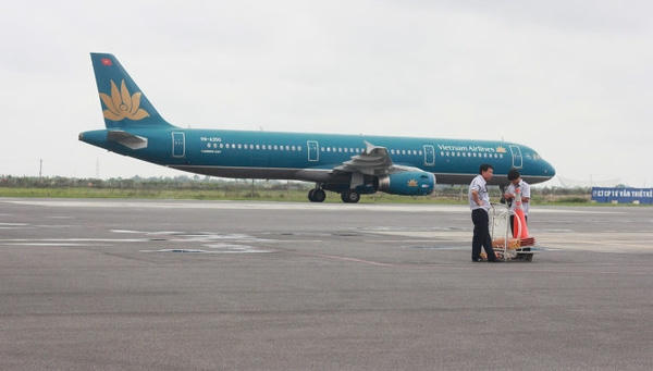 Đường lăn N tại Cảng hàng không Cát Bi đang xuống cấp nghiêm trọng