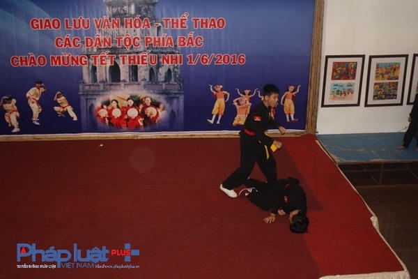 Màn đối kháng thiết thực được các môn sinh thể hiện rất tốt.