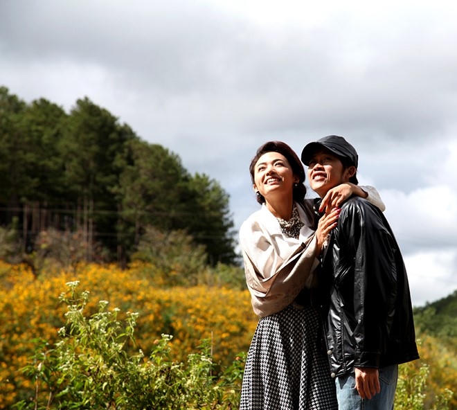 Nam nghệ sĩ có cảm giác được trẻ lại khi yêu nhân vật của Tinna Tình trong phim. Ảnh: ĐPCC