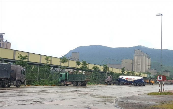 Nhà máy xi măng Sông Gianh - nơi Công ty TNHH Vận tải thương mại Lê Nam đưa tro bay vào để làm nguyên liệu sản xuất xi măng.