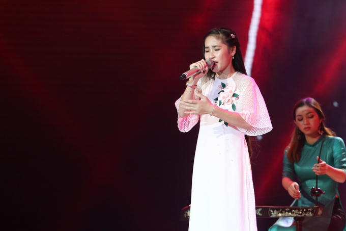 The Voice Kids: Vũ C&aacute;t Tường &ldquo;cạn lời&rdquo; khi học tr&ograve; biến hit &ldquo;C&ocirc; g&aacute;i ng&agrave;y h&ocirc;m qua&rdquo; th&agrave;nh cải lương