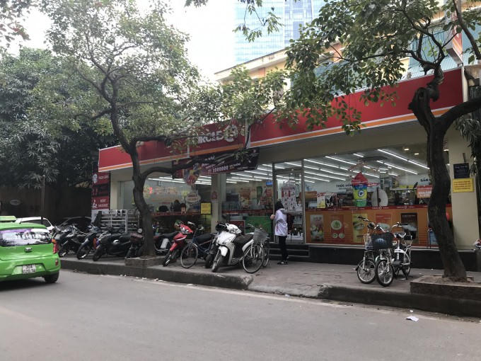 Công trình siêu thị Circle vẫn chưa được tháo dỡ.