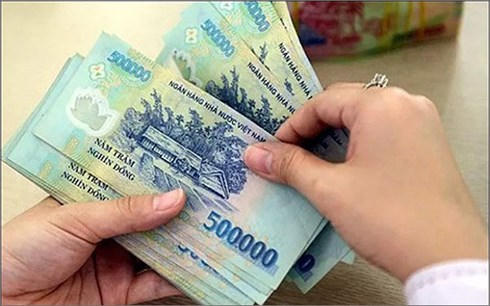 Từ ngày 1/7, lương cơ sở tăng từ 1.300.000 đồng/tháng lên thành 1.390.000 đồng/tháng (ảnh minh họa)