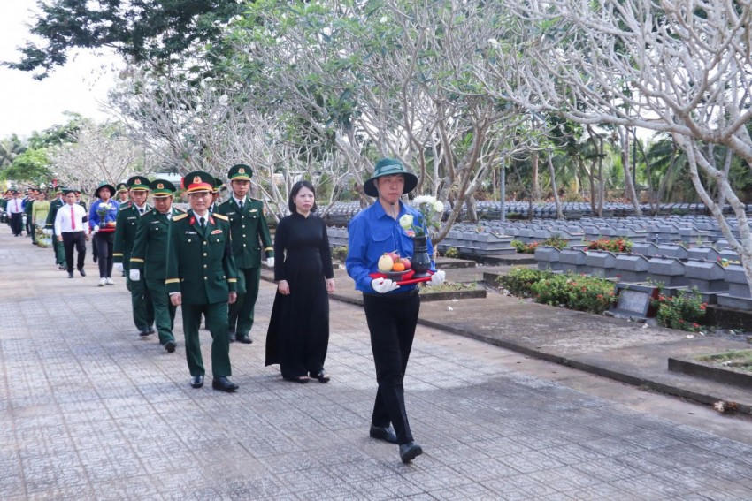 Đây là hoạt động thể hiện đạo lý “uống nước nhớ nguồn