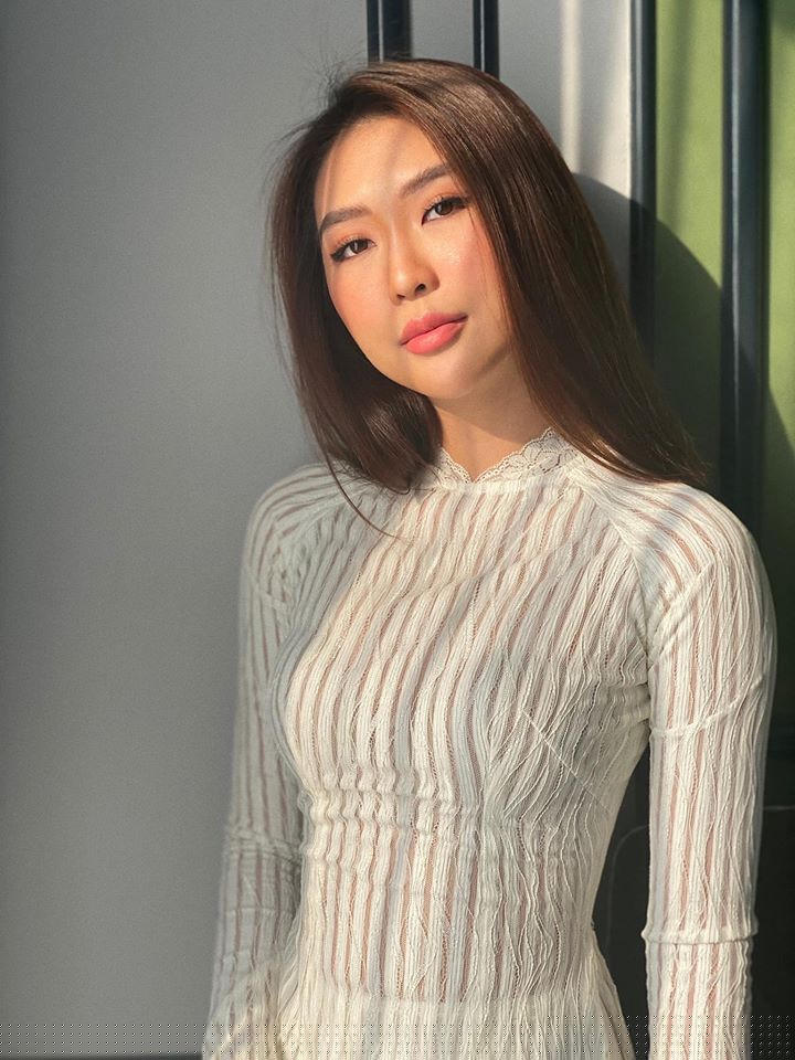 phuong trinh jolie dien vay cat xe tu be quyen ru