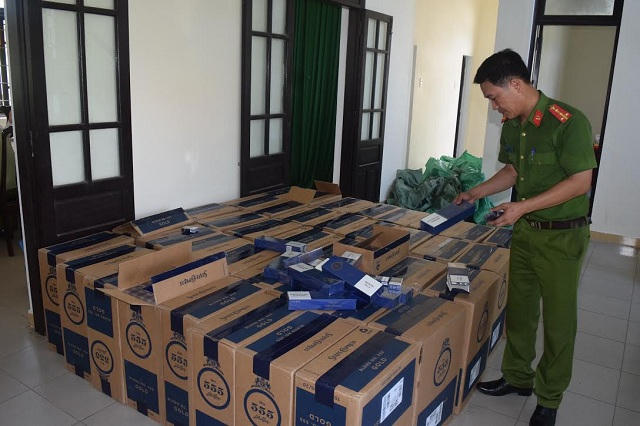 Toàn bộ số thuốc lá bị thu giữ sau khi phát hiện.