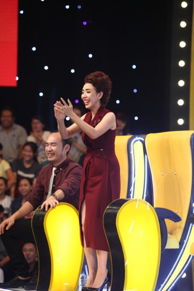 Diễn hài văn minh, “Thánh Taxi” nhận mưa lời khen từ Trấn Thành - Thu Trang