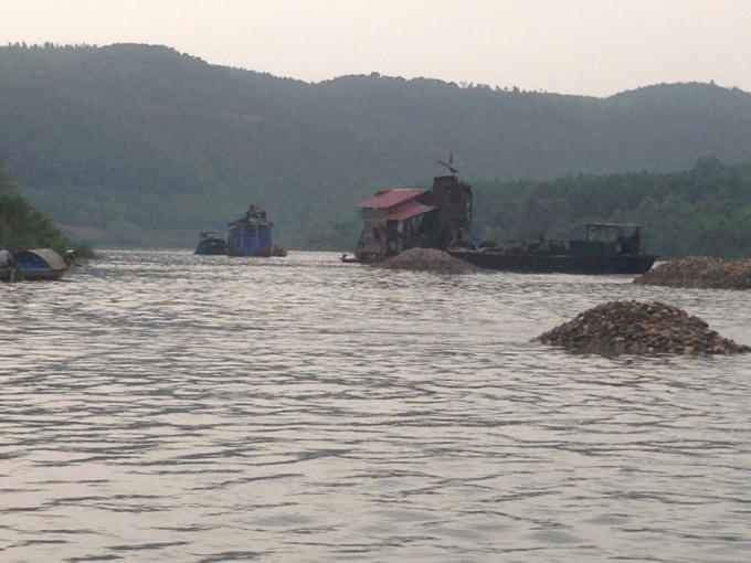 Phải chấn chỉnh tình hình khai thác cát trên sông Long Đại cũng như một số địa bàn khác để tránh ảnh hưởng đến dòng chảy cũng như thất thoát nguồn tài nguyên.