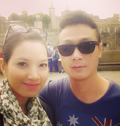 Vợ của MC Anh Tuấn chính là người đẹp mang trong mình 2 dòng máu Pháp-Việt, Lý Hồng Nhung. Cô sinh năm 1988, từng theo học tại trường ĐH Sân khấu điện ảnh,và đã lọt vào trung kết cuộc thi hoa hậu 2008.