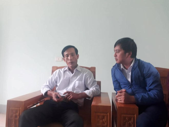 Ông Nguyễn Đình Tiến, Bí thư Đảng ủy xã Nghi Quang  trả lời phỏng vấn phóng viên Ngô Toàn.