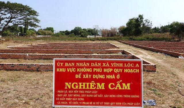 TP HCM: Loạn x&acirc;y dựng tr&aacute;i ph&eacute;p ở huyện B&igrave;nh Ch&aacute;nh