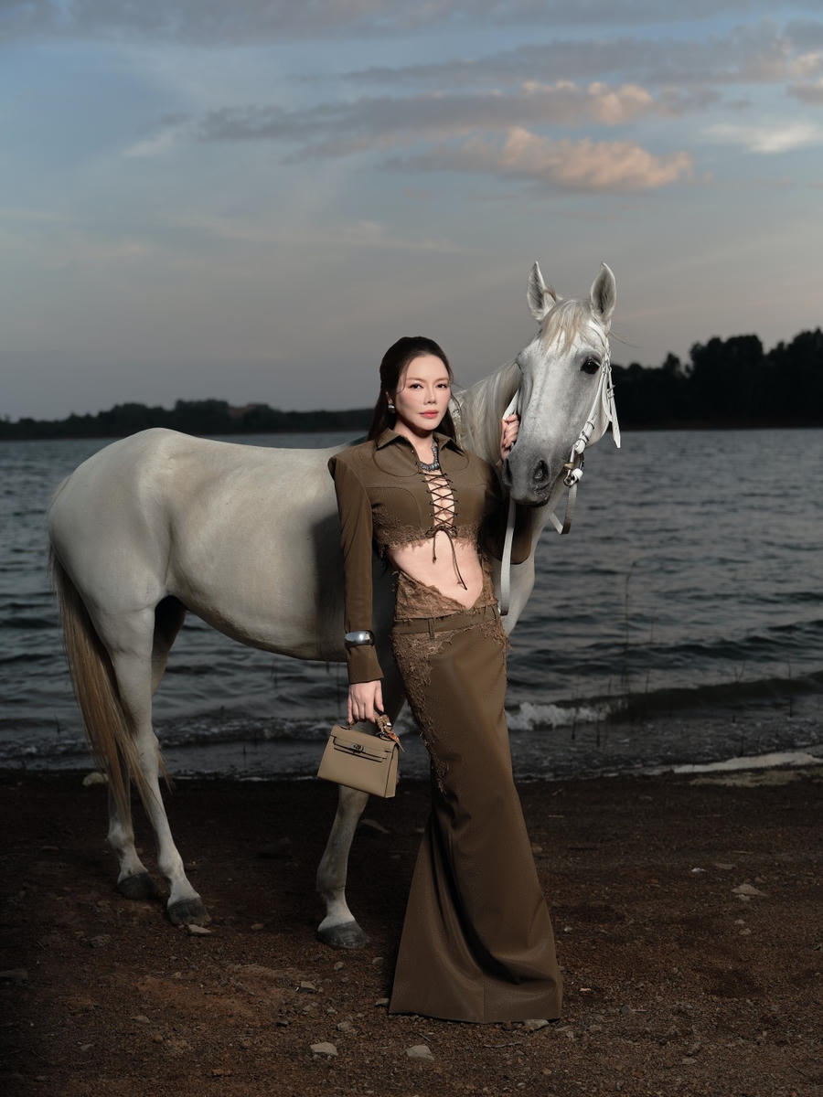 Dù bận rộn nhưng Tết đến là khoảng thời gian cô ưu tiên ở bên gia đình. Ảnh: NVCC