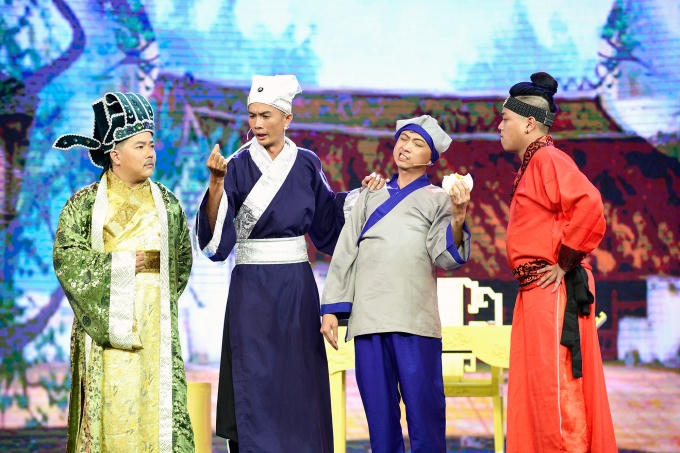 Đội Anh Em thành công hấp dẫn khán giả hồi hộp theo dõi phần trình diễn đầy gay cấn của mình.