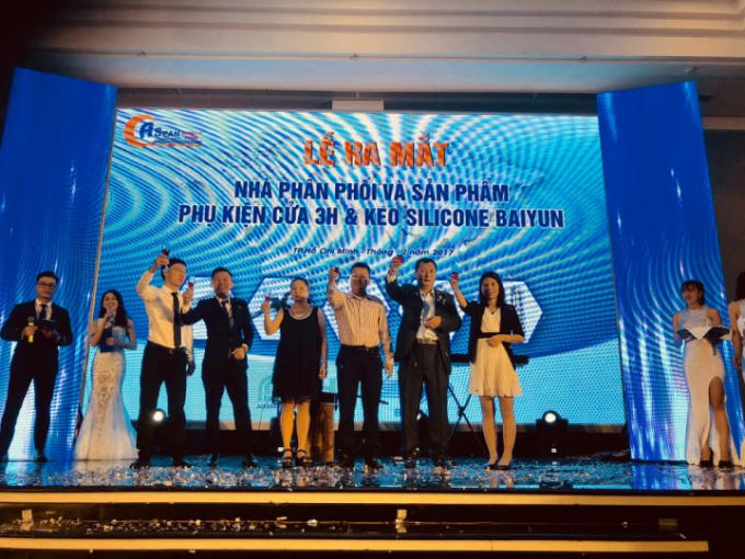 Aseanwindow đưa phụ kiện cửa 3H v&agrave; keo x&acirc;y dựng Baiyun về Việt Nam