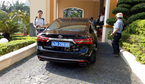 Chiếc xe biển xanh ông Nguyễn Xuân anh từng sử dụng do một doanh nghiệp tặng. (Ảnh: VTC)