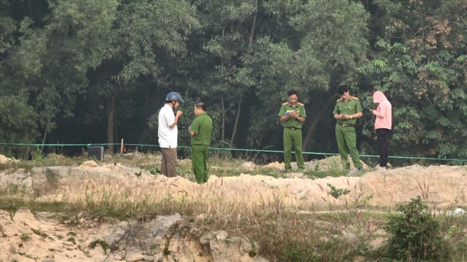 Anh184.