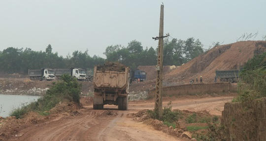 Cty CP Gốm Đất Việt bất chấp chỉ đạo “dừng khai thác”.