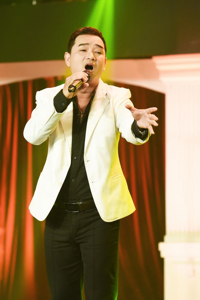 Ca sĩ Trần Phương.
