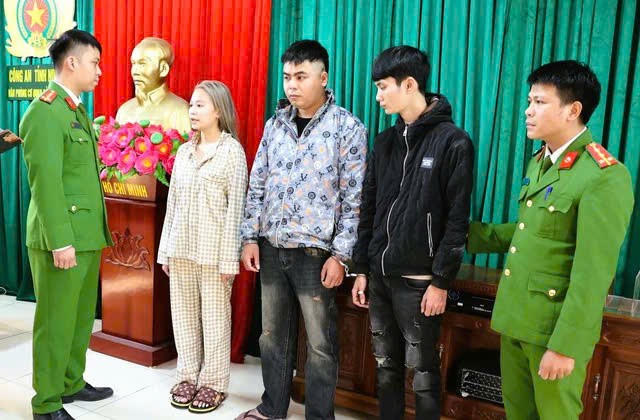 Nhóm đối tượng liên quan đến vụ việc tại cơ quan điều tra.