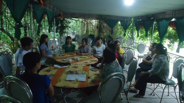 Hàng trăm giáo viên ở Yên Định đang kêu cứu vì quyết định chóng vánh của huyện.