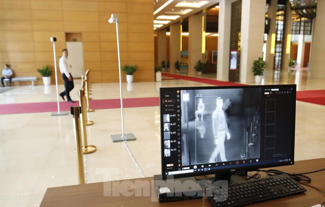 Kỳ họp đặc biệt tại Hội trường Diên Hồng - ảnh 10