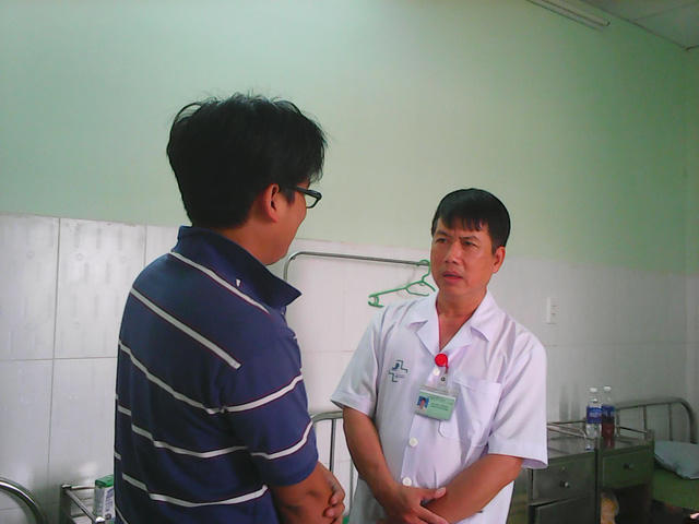 Bệnh nhân Ph. sau khi xổ sán xơ mít thành công. Ảnh: B.T.